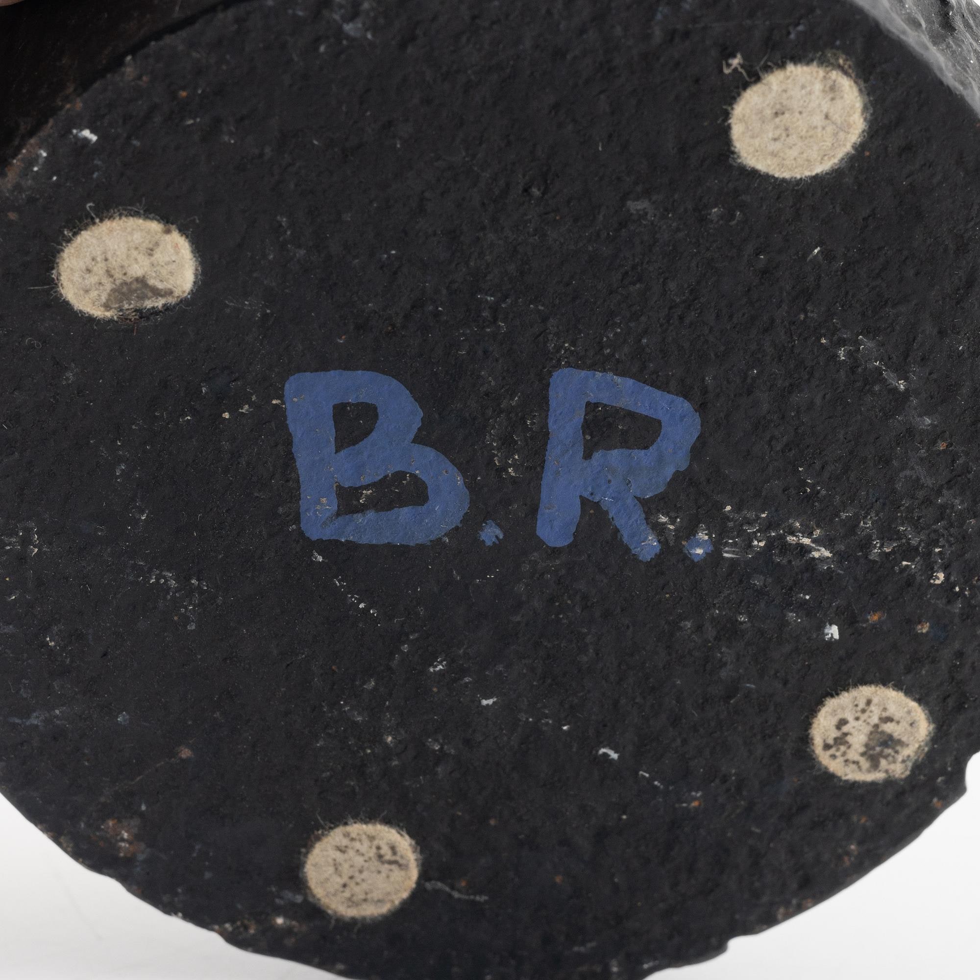Bengt Rosenström, Madonna. Detail of the artist’s initials on the underside of the base.