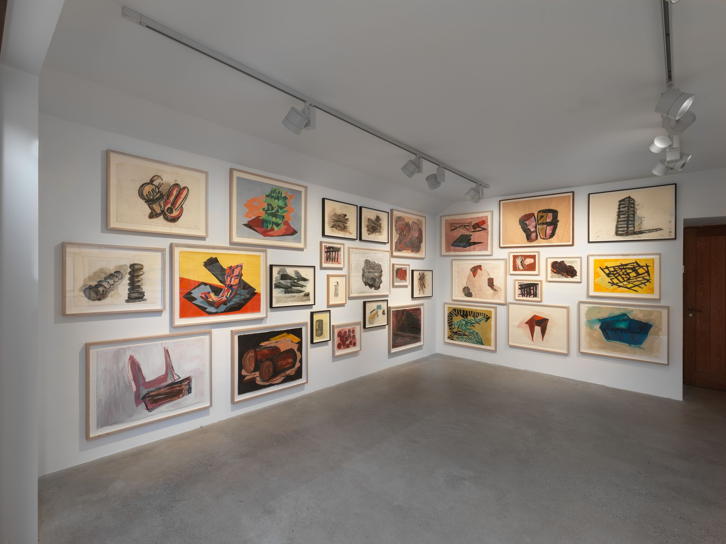 Phyllida Barlow, untitled: grinder (2014). Installation view, Hauser & Wirth Somerset.